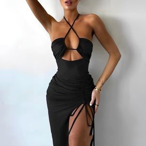 robe noir lacet satin 2