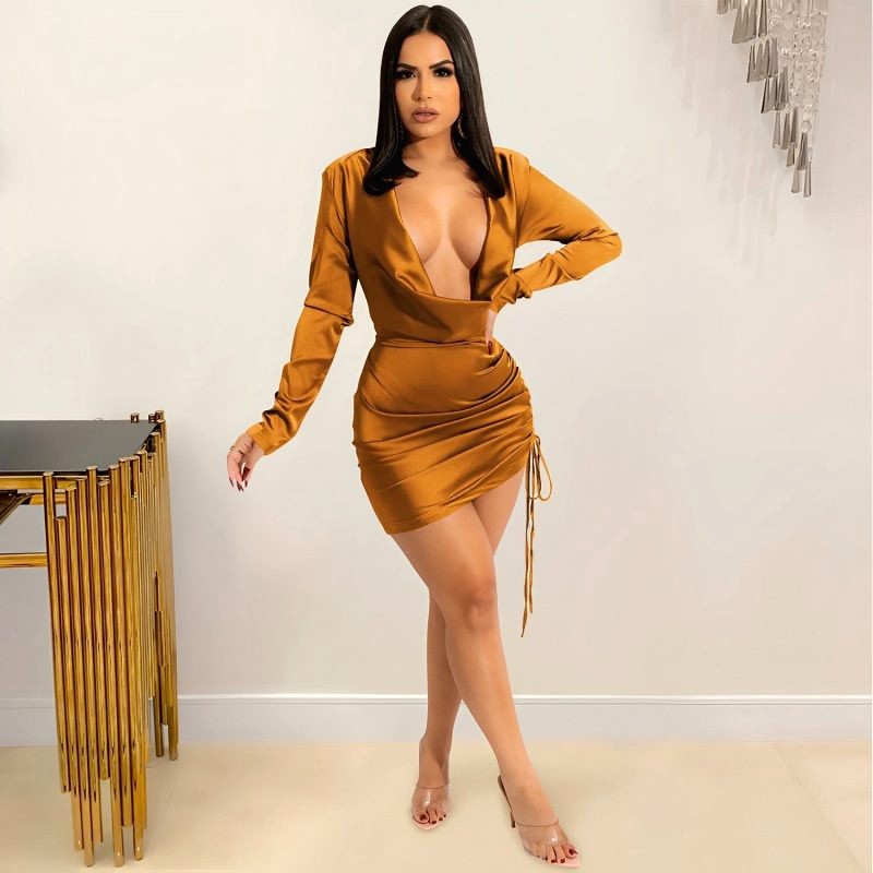 robe satin camel 2